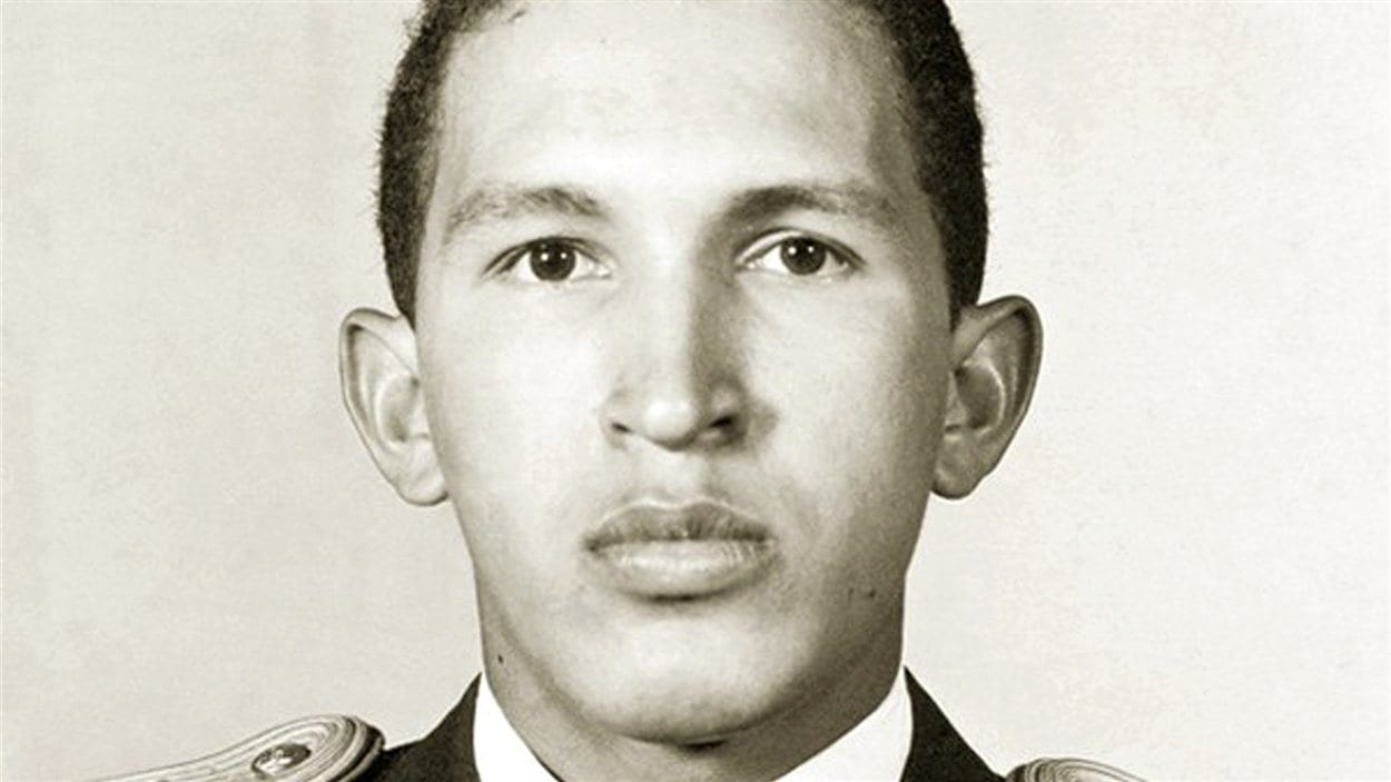 Hugo Chavez alors qu'il était lieutenant à l'Académie militaire en 1975.