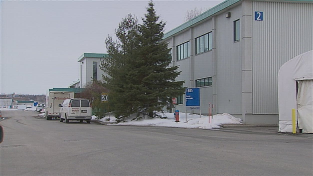 L'employé de la morgue a été congédié en mars 2012.