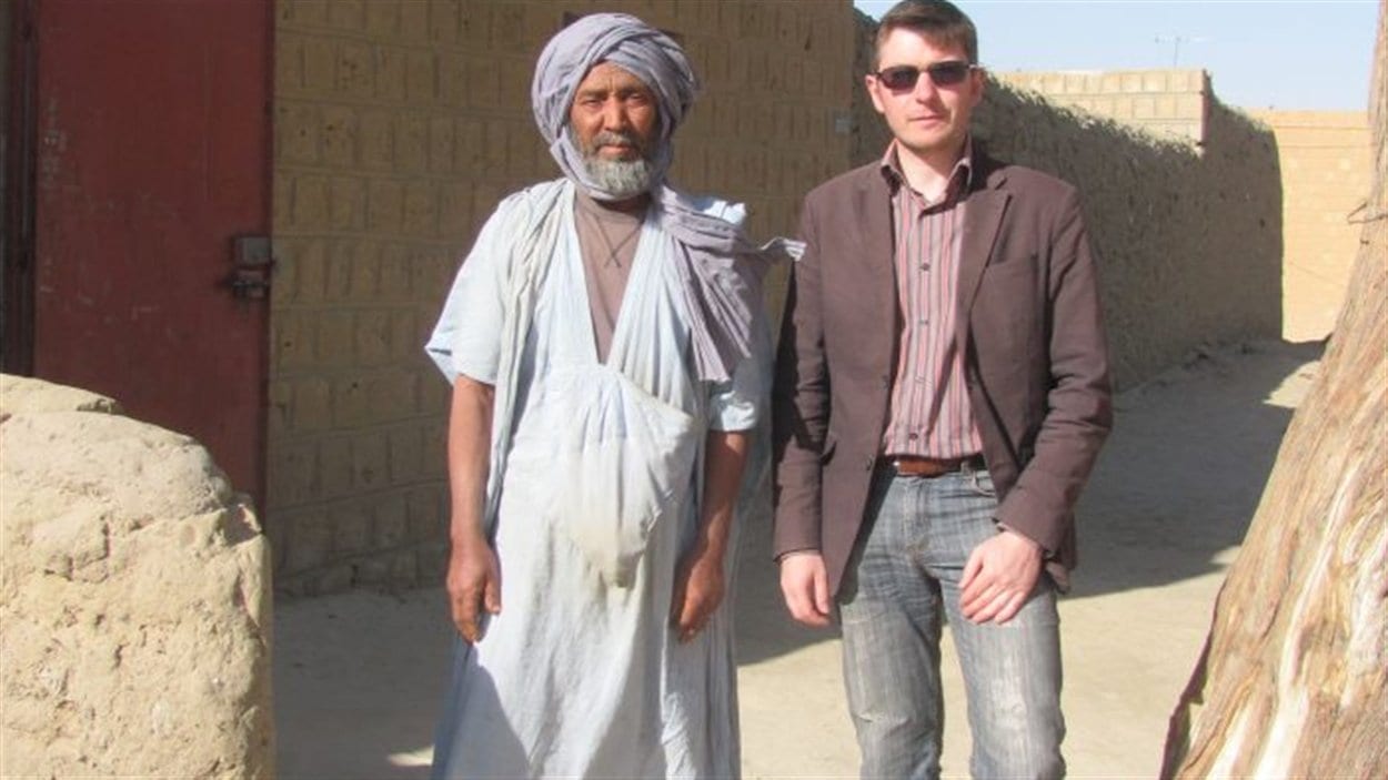 Pierre Piccinin da Prata en compagnie d'un arabe malien