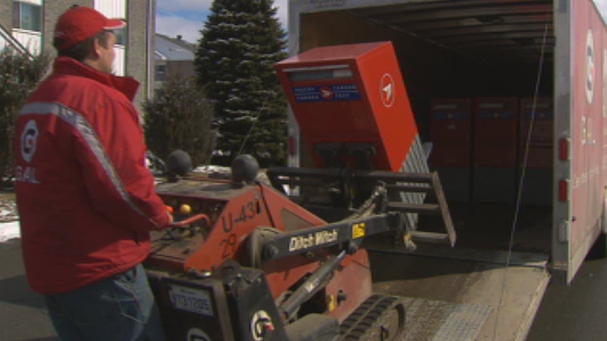 Postes Canada Retire Des Boites Postales A Granby Radio Canada Ca