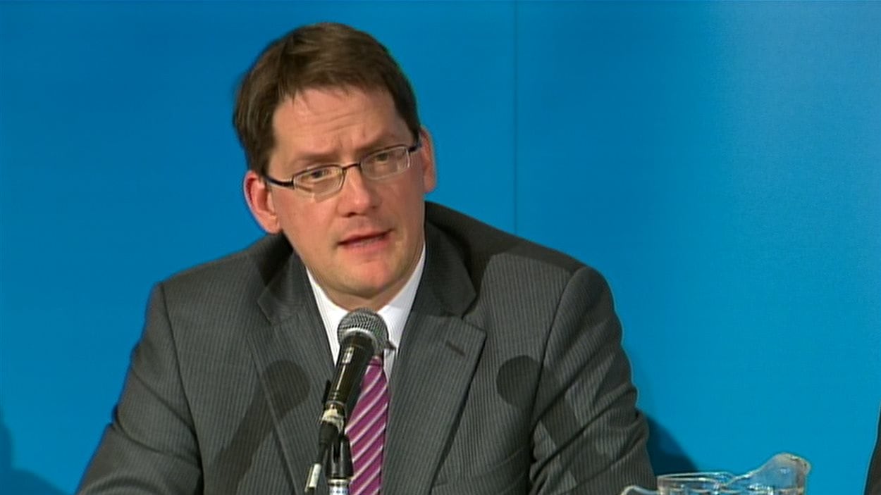 Le ministre des Trransports, Sylvain Gaudreault