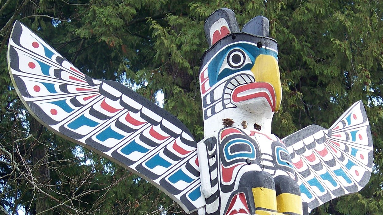 Un totem au parc Stanley de Vancouver
