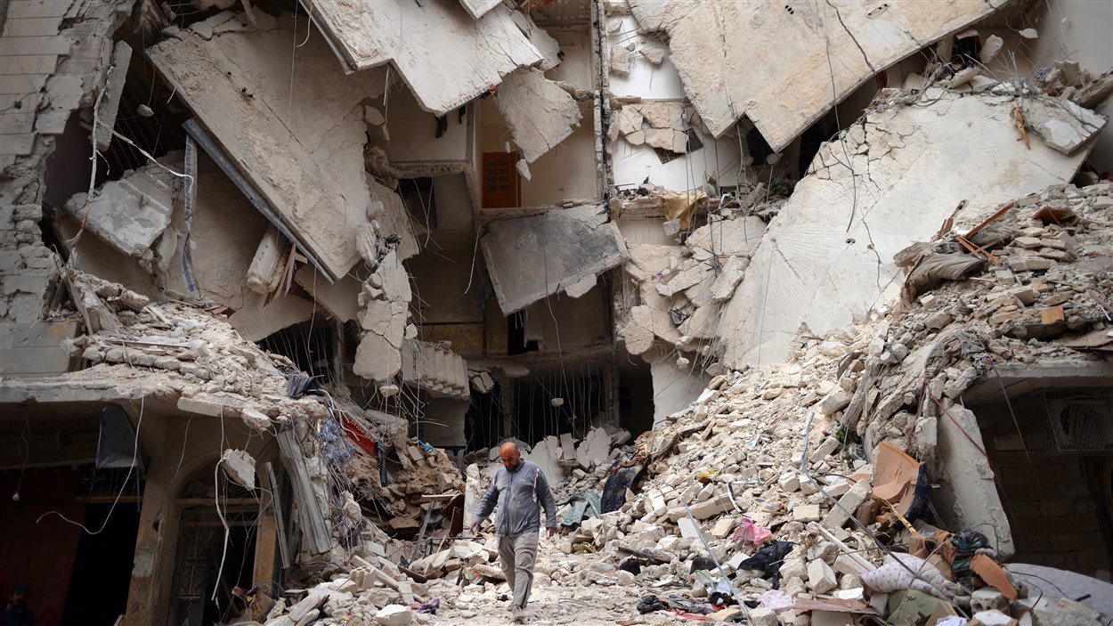 Des immeubles détruits à Alep