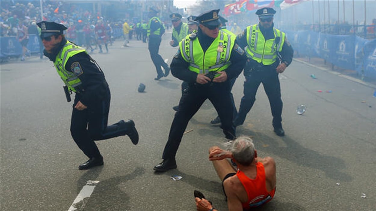 La police de Boston juste après l'explosion