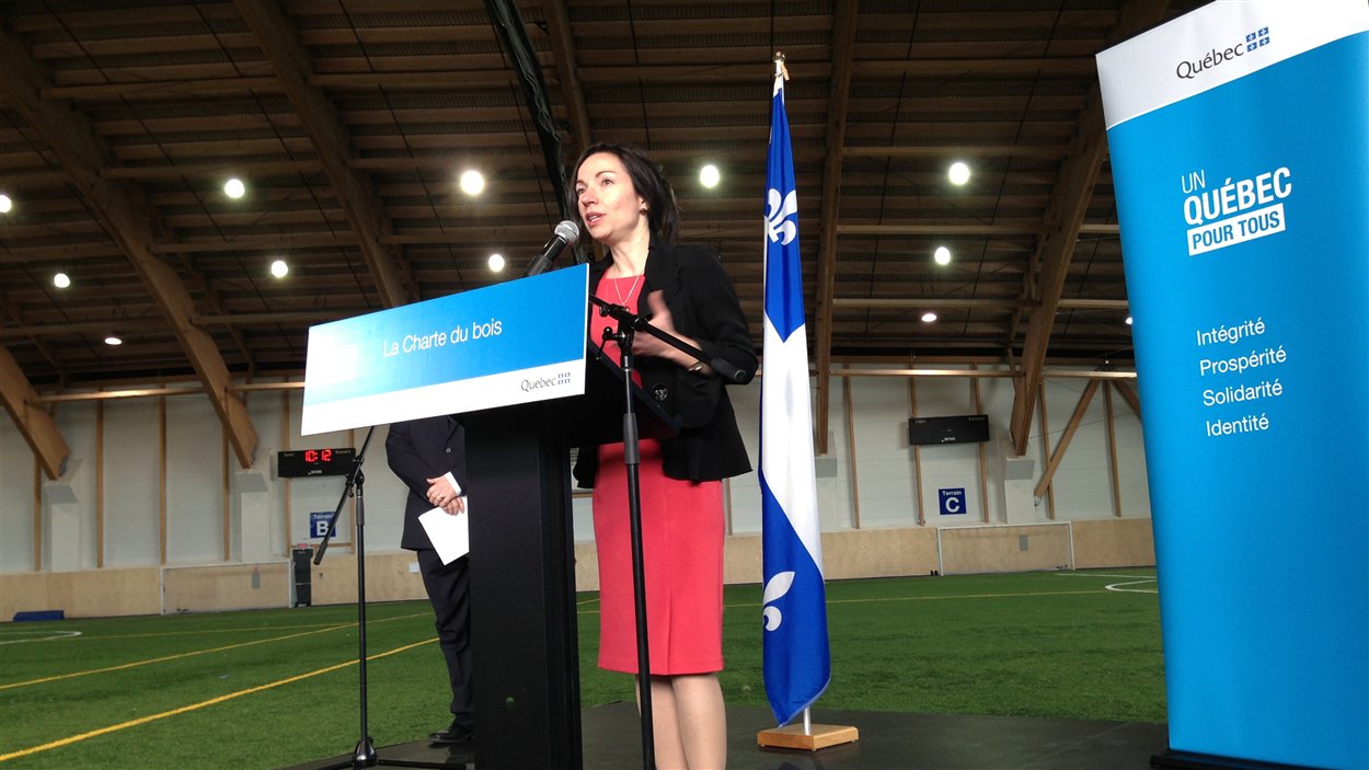 Martine Ouellet, minstre des ressources naturelles
