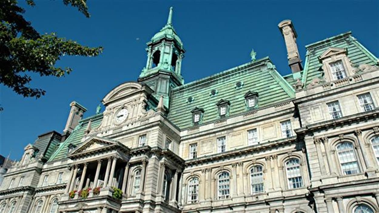 L'hôtel de ville de Montréal (archives)