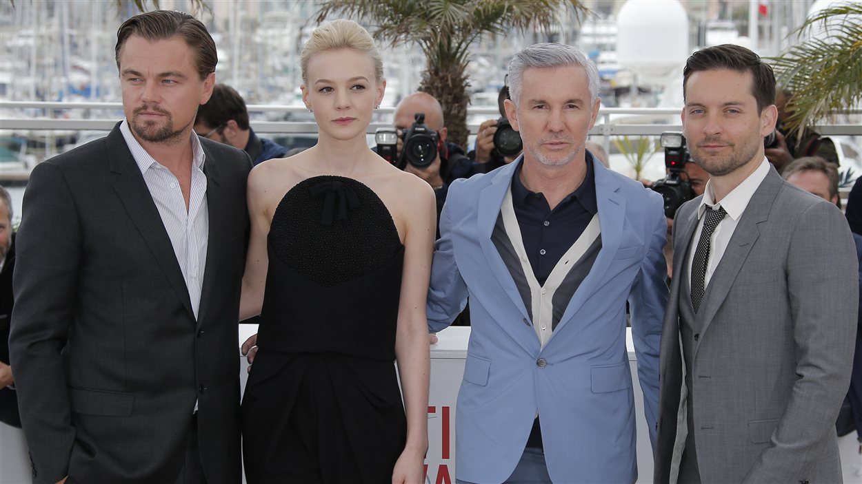 Leonardo DiCaprio, Carey Mulligan, Baz Luhrmann et Tobey McGuire lors d'une séance photo pour Gatsby le magnifique à Cannes
