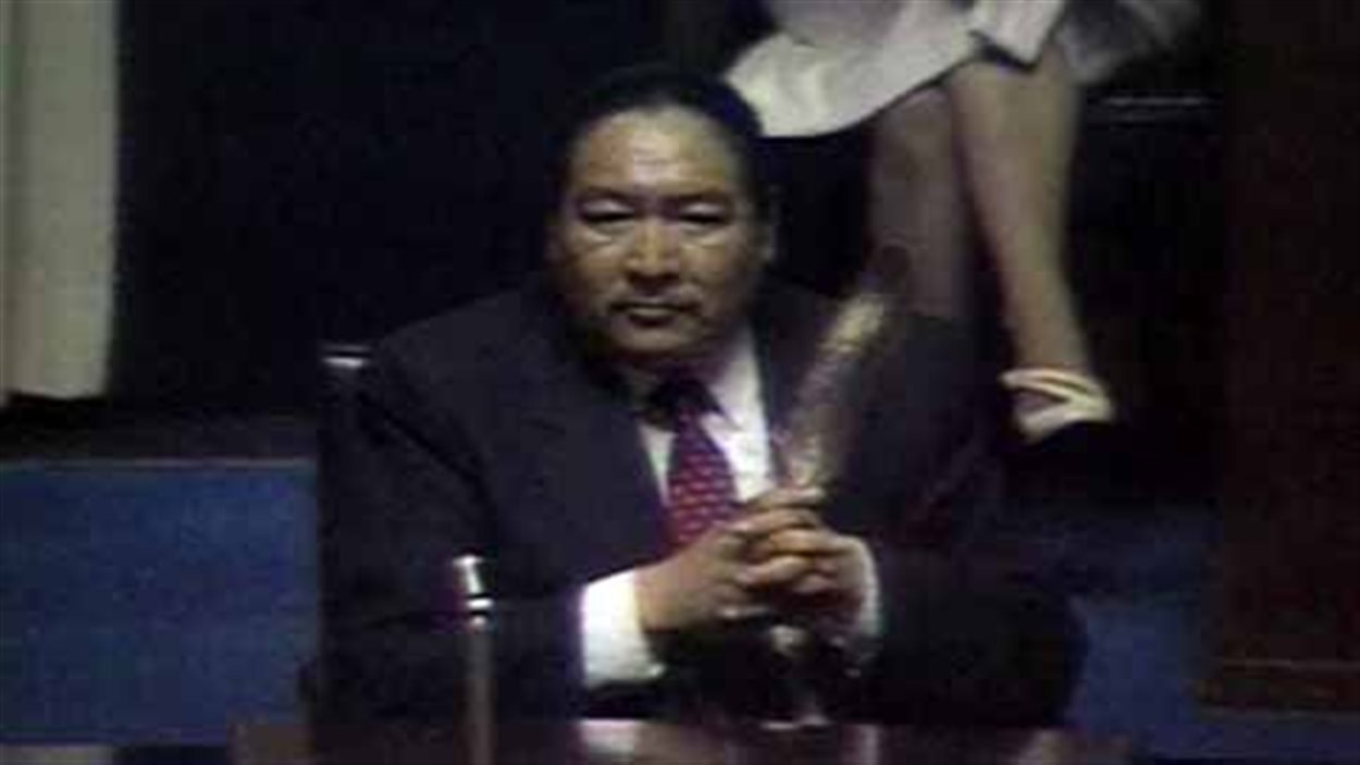 Le corps d'Elijah Harper reposera en chapelle ardente RadioCanada