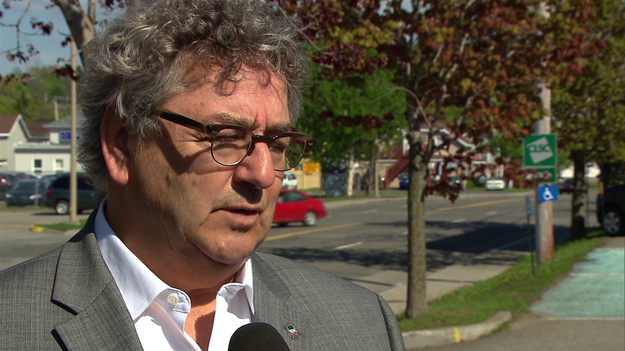 Le maire de Rimouski, Éric Forest.