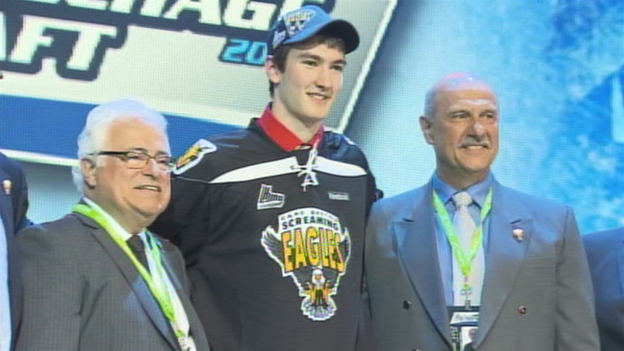 LHJMQ quatre joueurs de Québec repêchés en première ronde RadioCanada