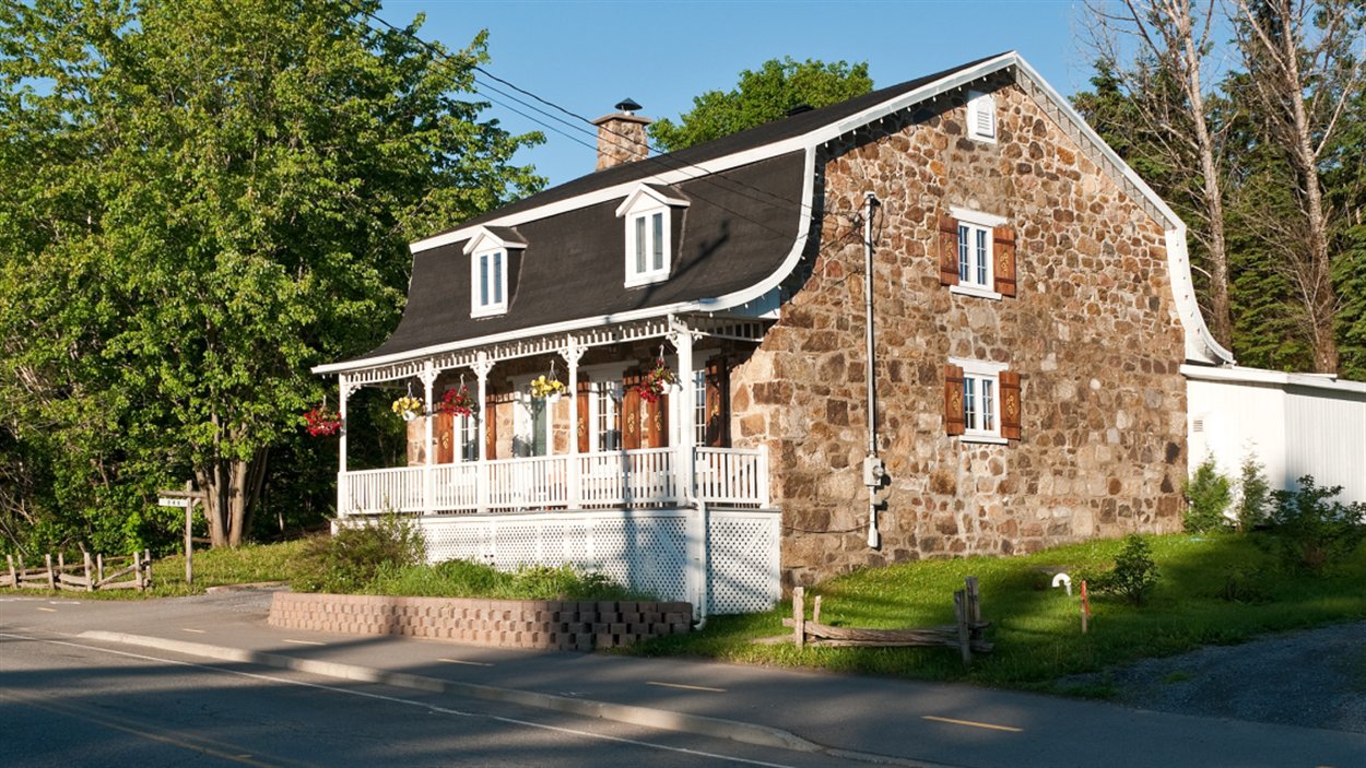 Projet de stationservice à SainteBrigittedeLaval dépôt d'une