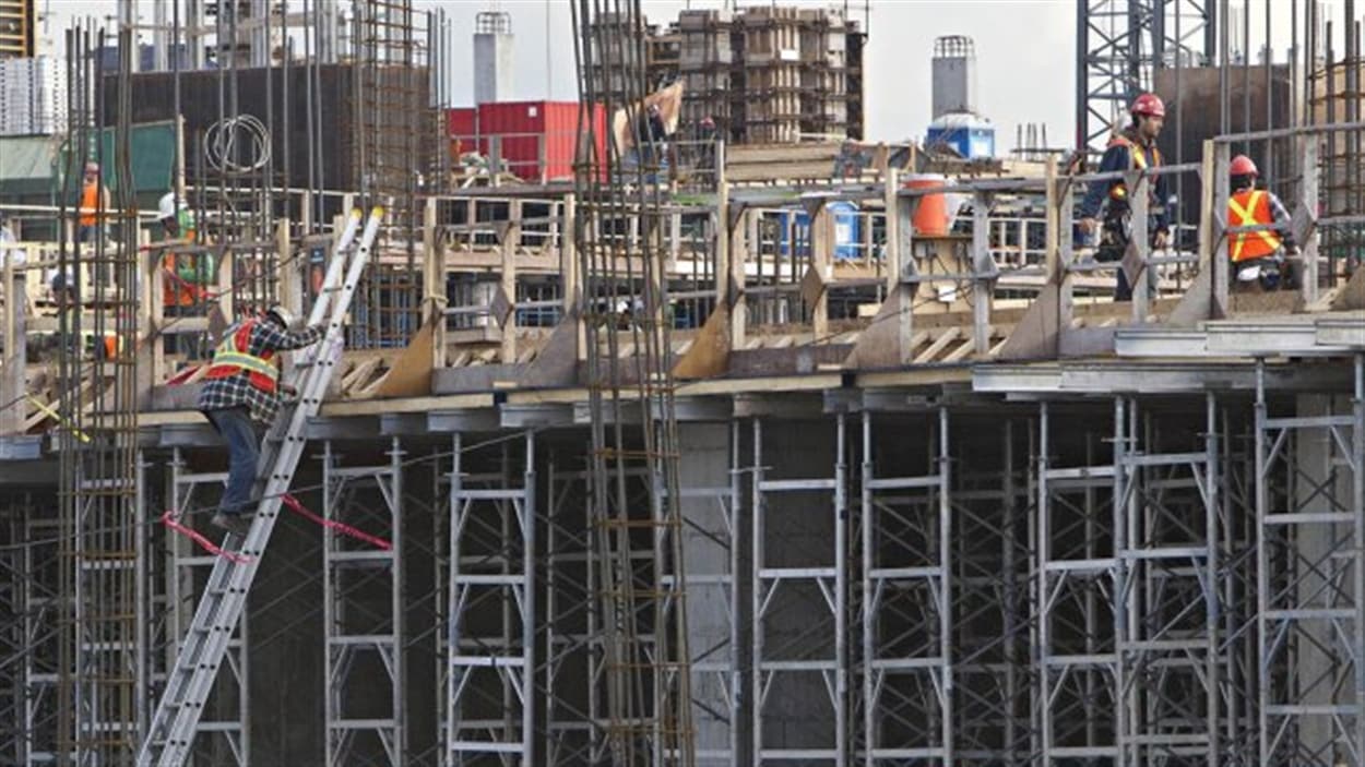 Retour au travail sur les chantiers de construction