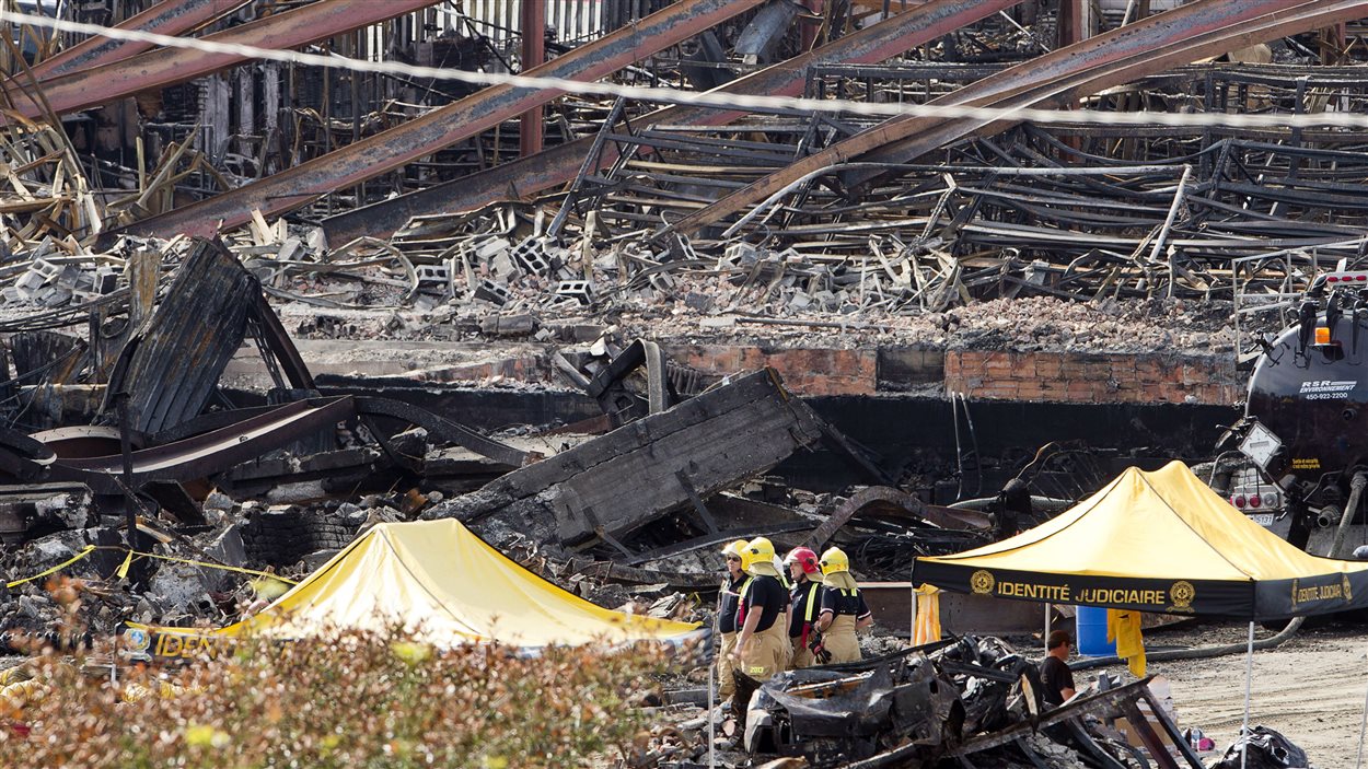 Décombres à Lac-Mégantic