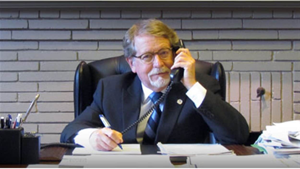 Le maire de la municipalité de Hampstead, Bill Steinberg.