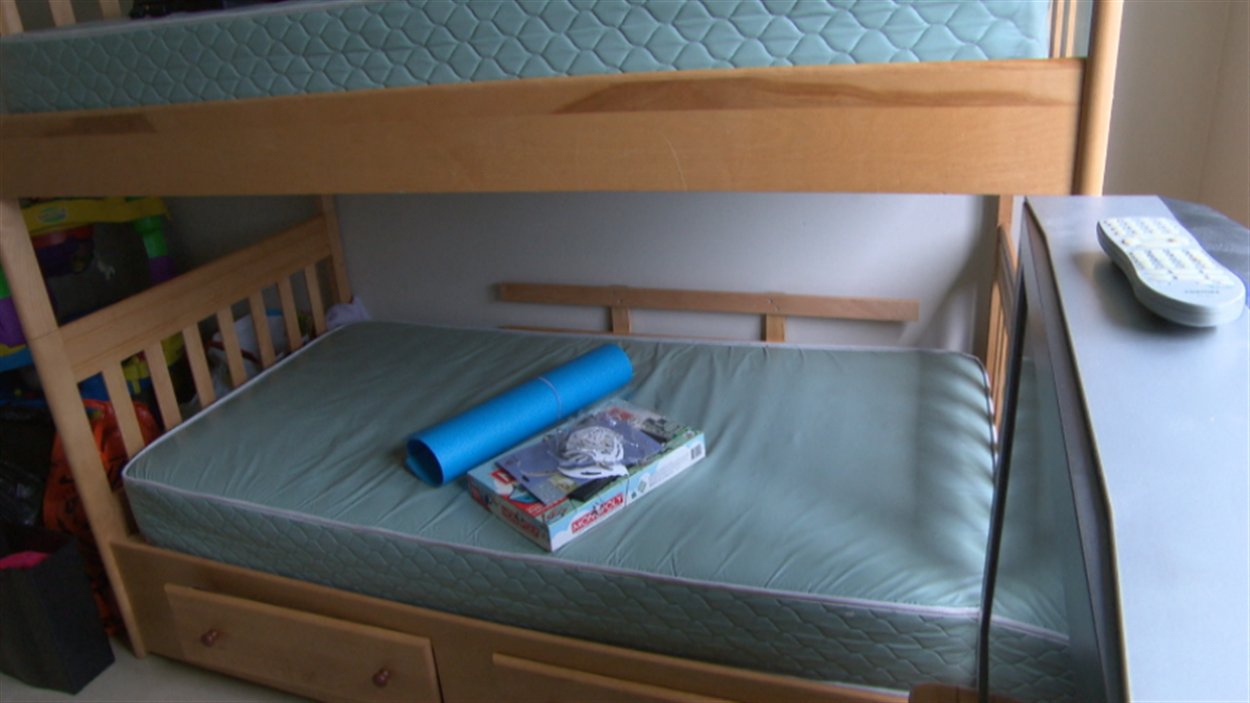 Une famille occupe un logement temporaire à Gatineau depuis près de 24 mois.
