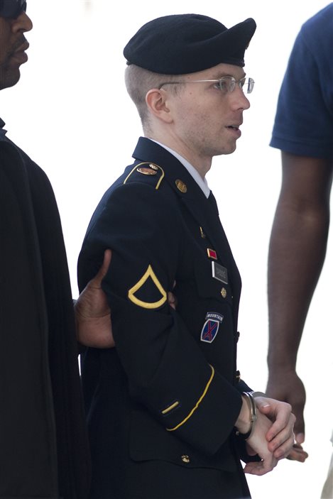 Bradley Manning, à son arrivée au tribunal militaire de Fort Meade, au Maryland.