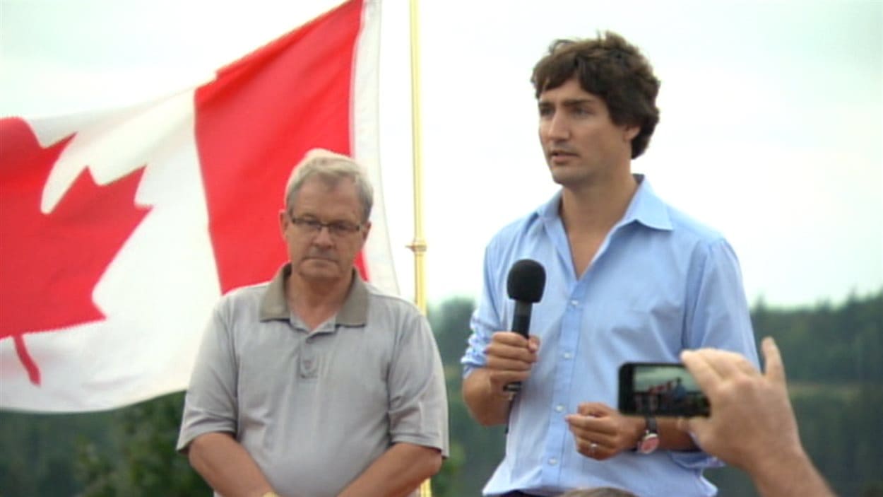 Le chef du PLC, Justin Trudeau, rendant hommage à Martin Luther King, le 28 août, à l'Île-du-Prince-Édouard.