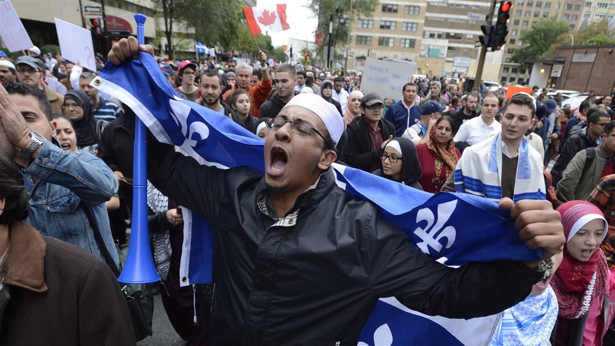 Manifestants contre la Charte des valeurs québécoises