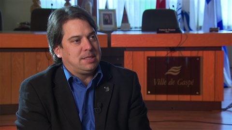 Le maire de Gaspé, François Roussy