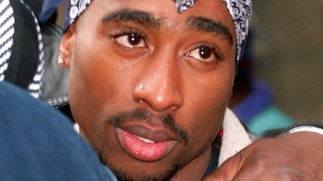 Un projet de film sur la vie mouvementée du rappeur Tupac ...