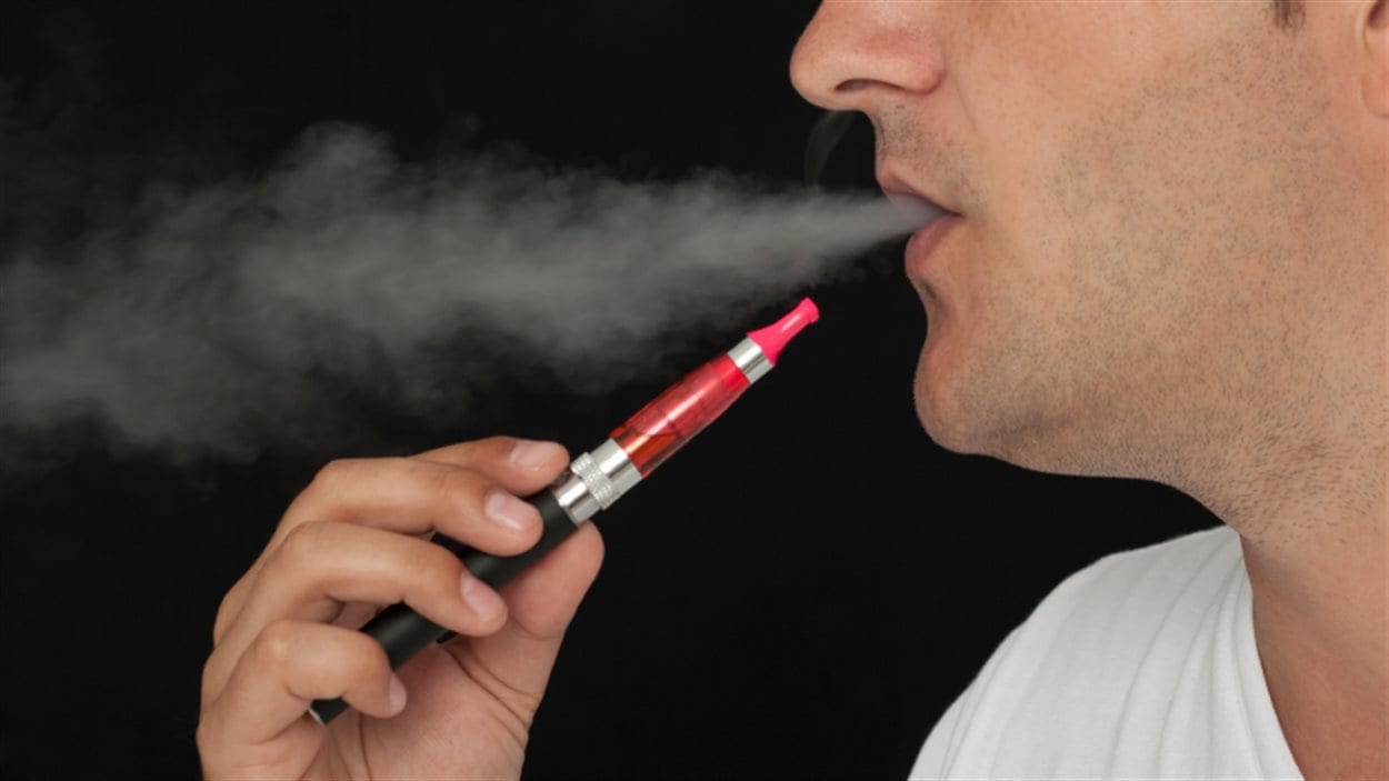Une cigarette électronique