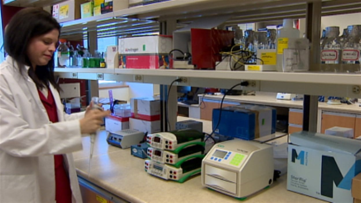Lynne-Marie Postovit, titulaire de la nouvelle chaire de recherche sur le cancer de l'ovaire à l'Université de l'Alberta