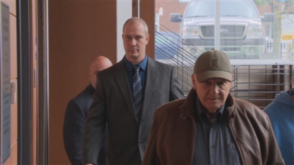 Le policier Steve Ricard acquitté | Radio-Canada