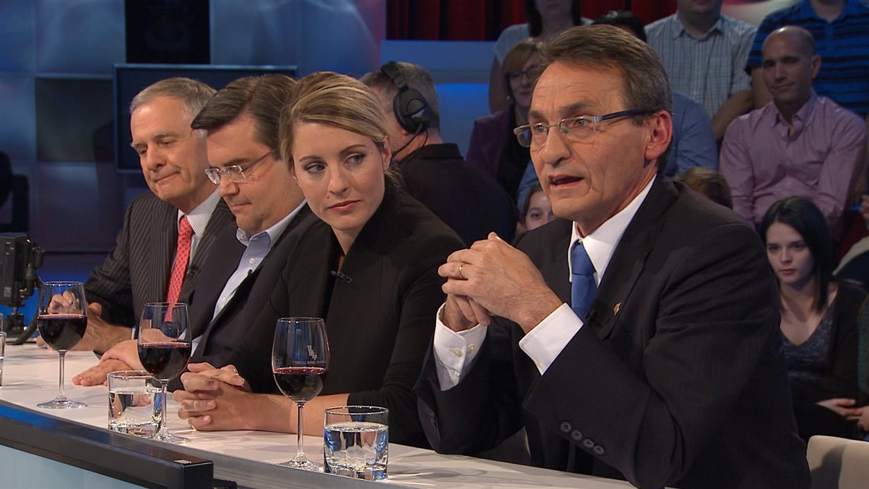 De gauche à droite : Marcel Côté, Denis Coderre, Mélanie Joly et Richard Bergeron
