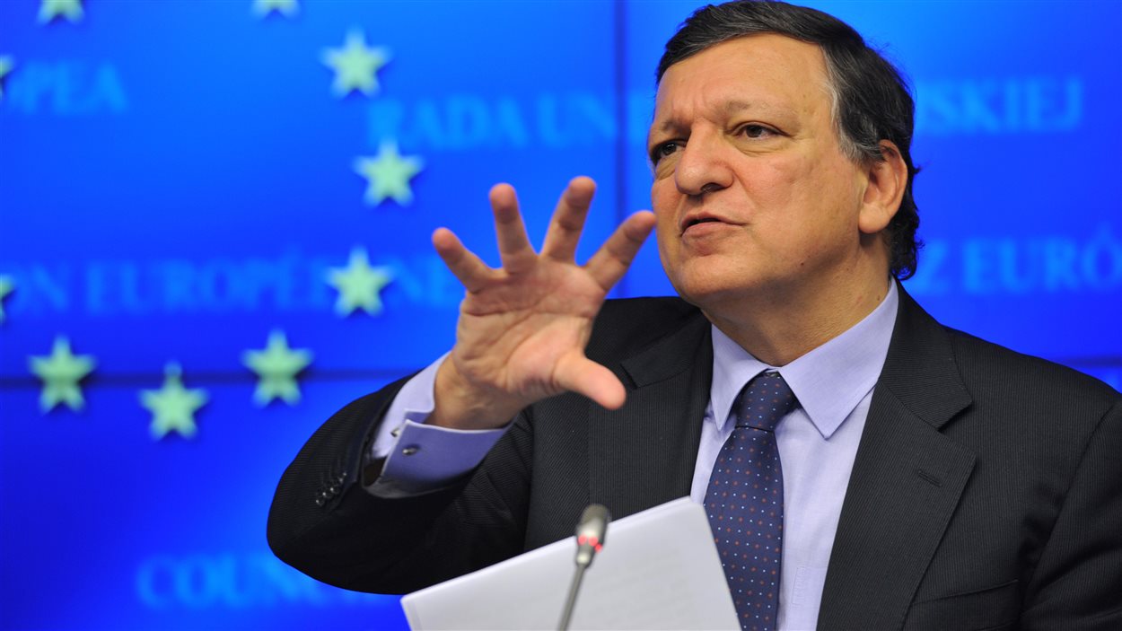 Le président de la Commission européenne, José Manuel Barroso, quelques heures avant le sommet européen à Bruxelles, le 24 octobre 2013
