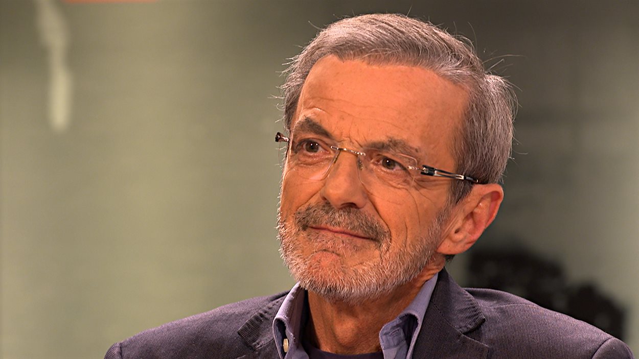 L'abbé Gravel en entrevue avec Anne-Marie Dussault