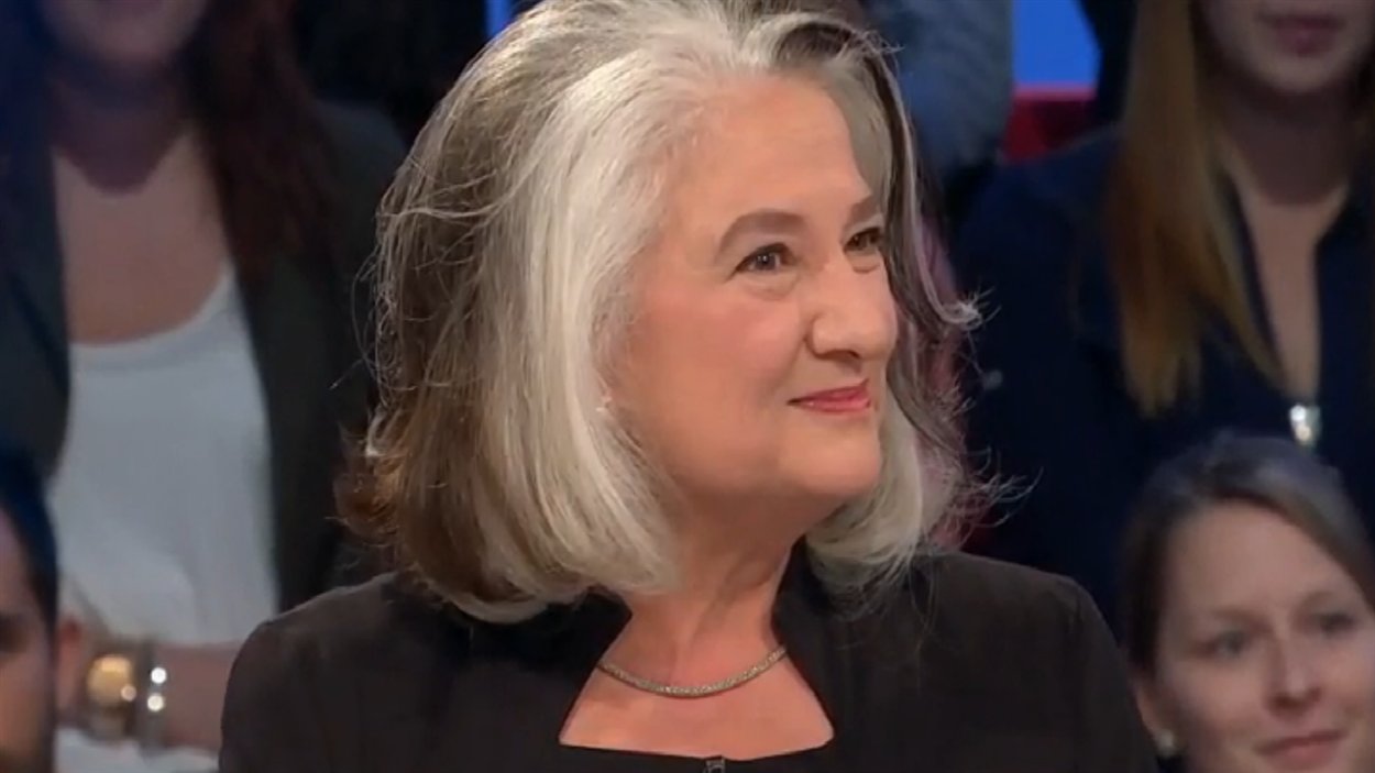 Marie Laberge sur le plateau de l'émission Tout le monde en parle, en octobre 2013