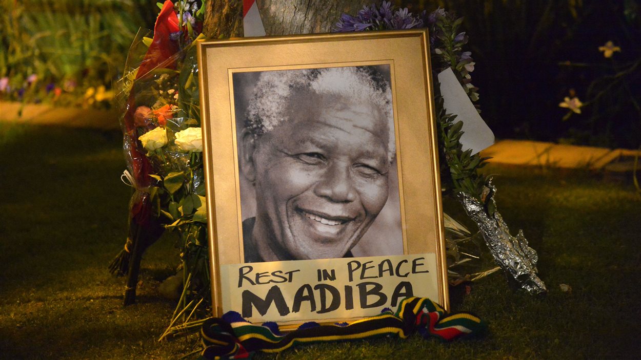 Nelson Mandela est mort Nelson Mandela « La lutte, c’est ma vie