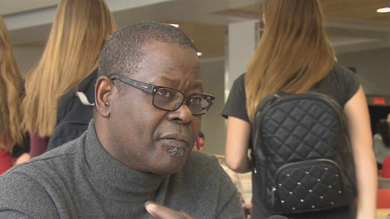 Cheikh Ndiayem, enseignant en sciences politiques au Cégep Garneau