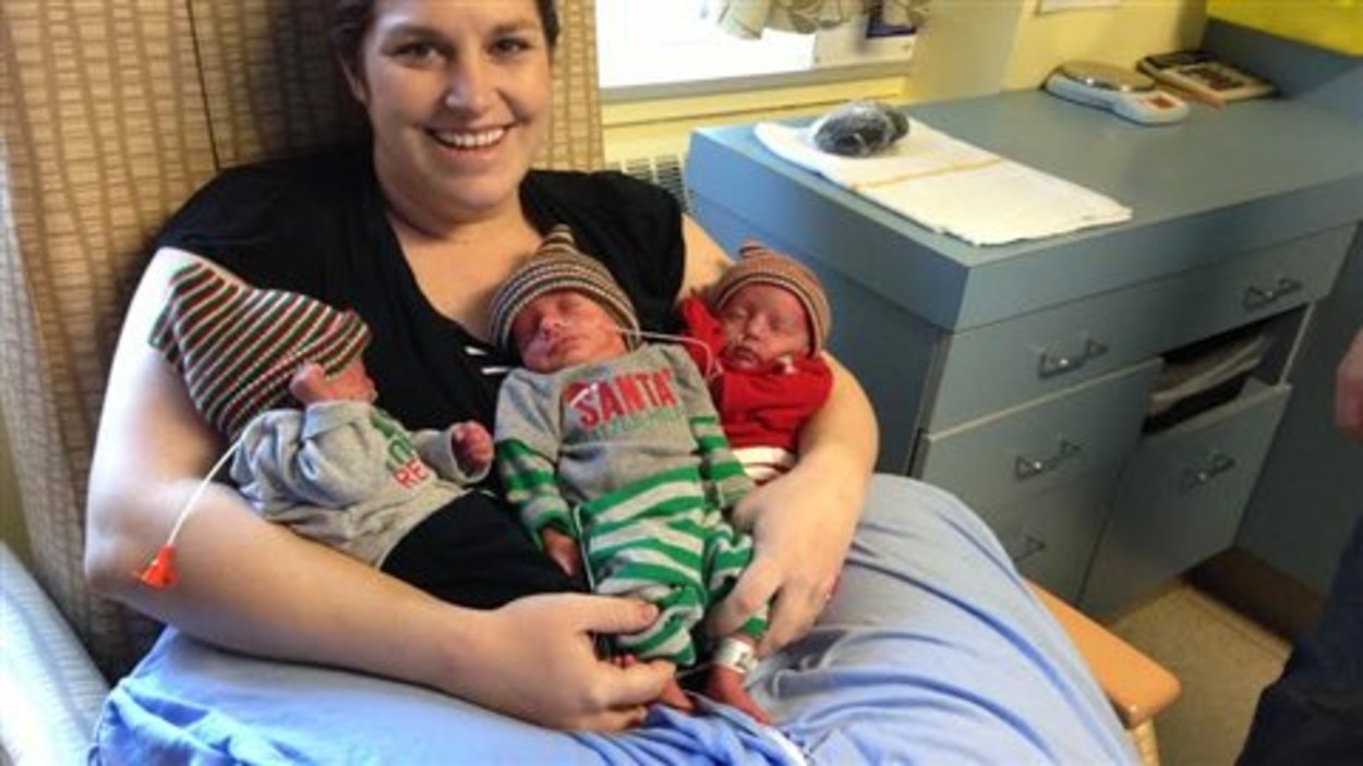 Des triplets en cadeau | Radio-Canada