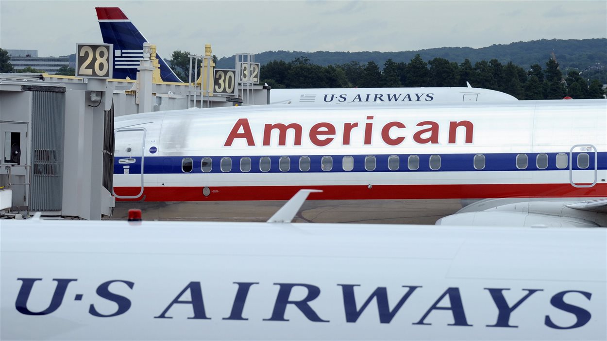 Avions d'American Airlines et de US Airways