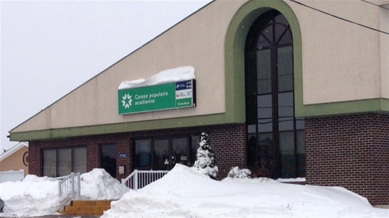 Caisse populaire SudEst feu vert à une réunion extraordinaire