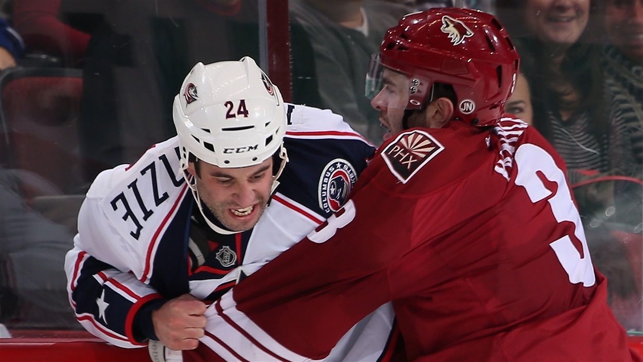 MacKenzie suspendu pour trois matchs RadioCanada