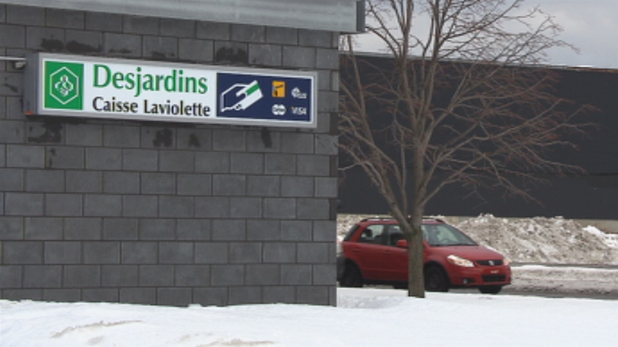 Desjardins envisage la fermeture de son point de service au Coin St