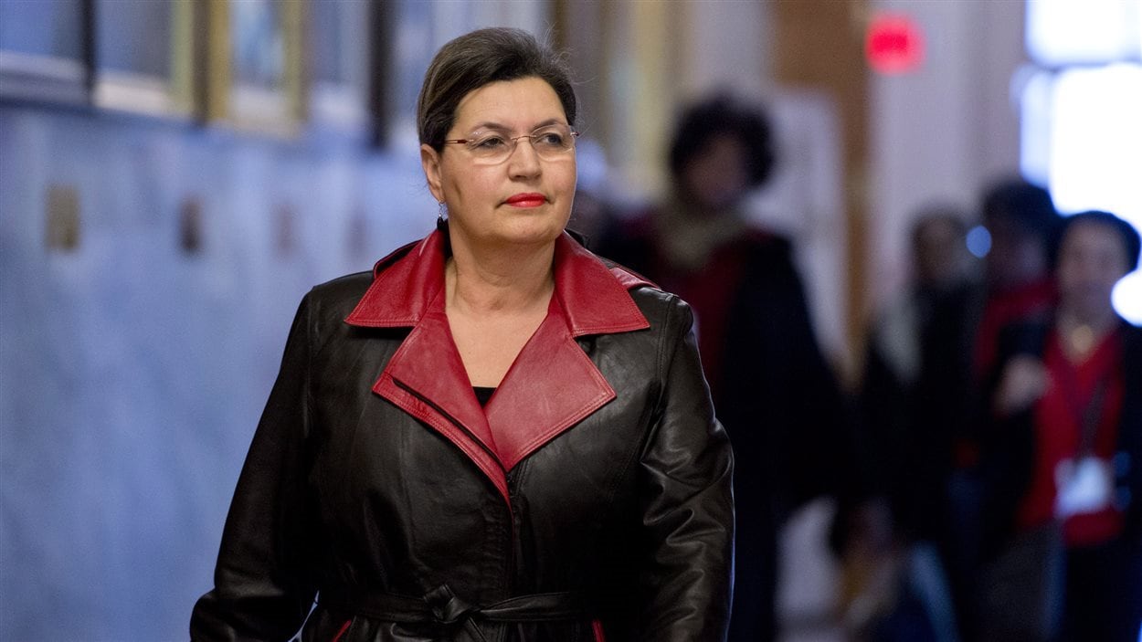 Fatima Houda-Pepin à son arrivée au caucus libéral, le 20 janvier 2014