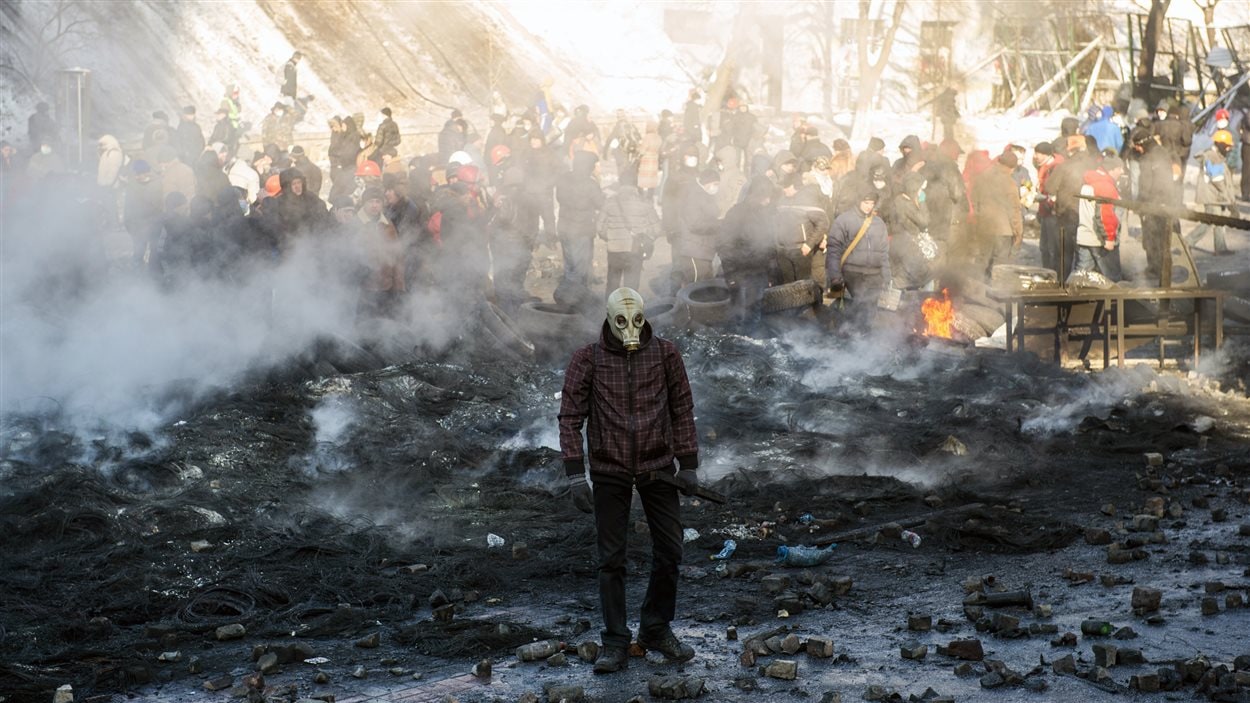 Un manifestant à Kiev