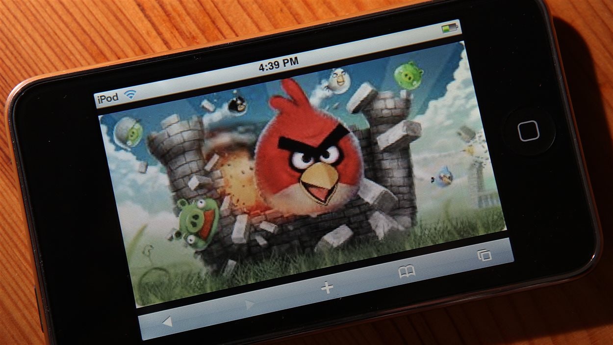 Le jeu Angry Birds sur un téléphone intelligent.