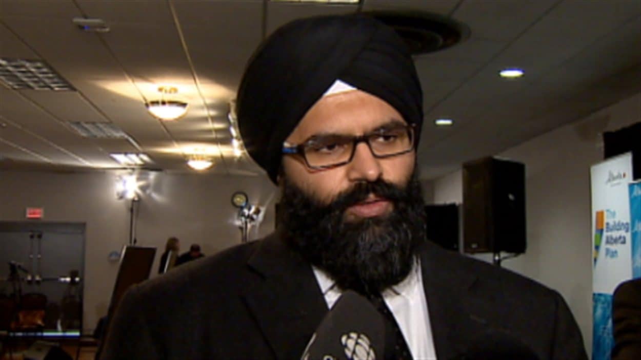 Le ministre des Services à la personne, Manmeet Bhullar