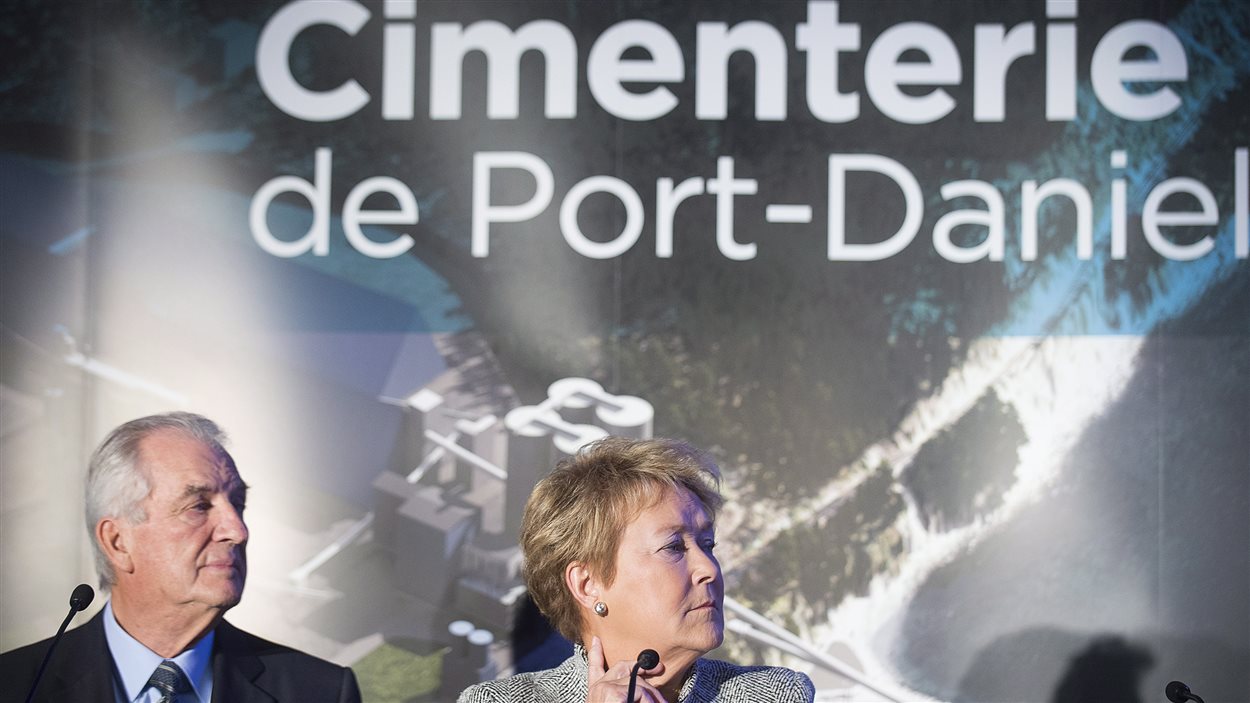 L'homme d'affaires Laurent Beaudoin et la première ministre Pauline Marois