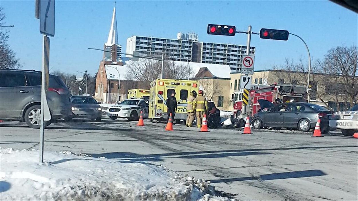 Un accident à Gatineau envoie plusieurs personnes à l'hôpital Radio