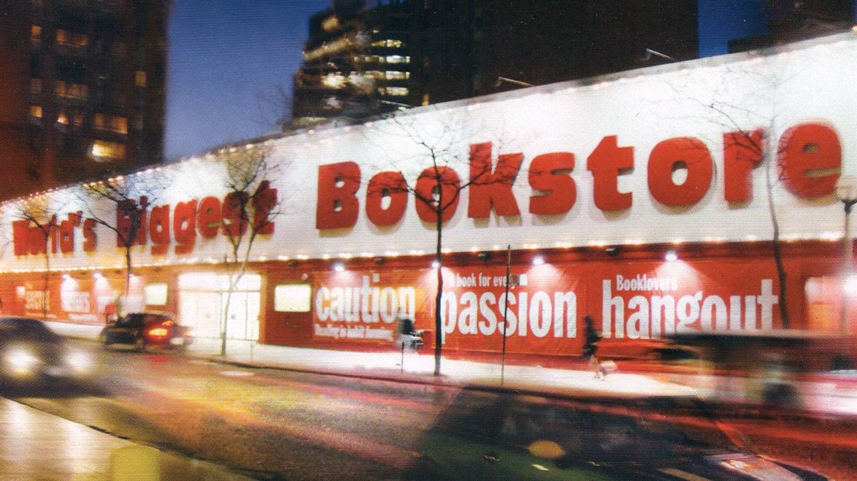 Des restaurants remplaceront la librairie World's Biggest Bookstore à Toronto RadioCanada