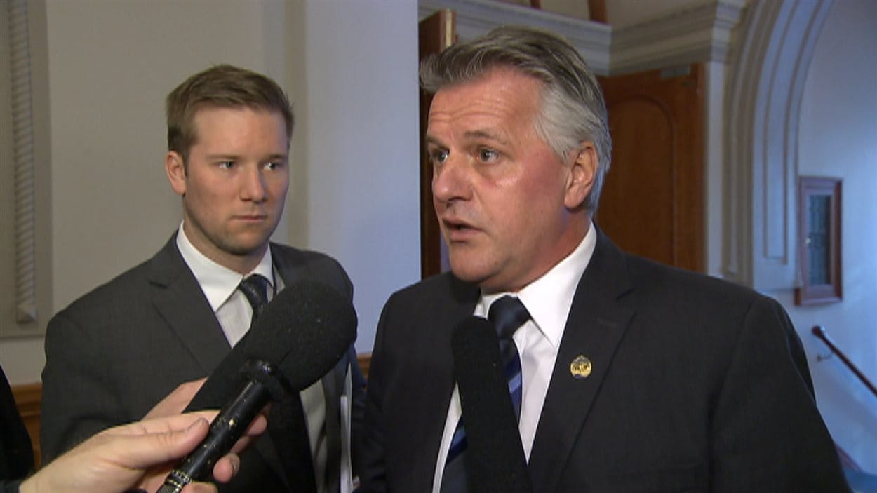 Senator Lessard Laurent Lessard nie avoir été mis au courant de pots-de-vin | Radio-Canada