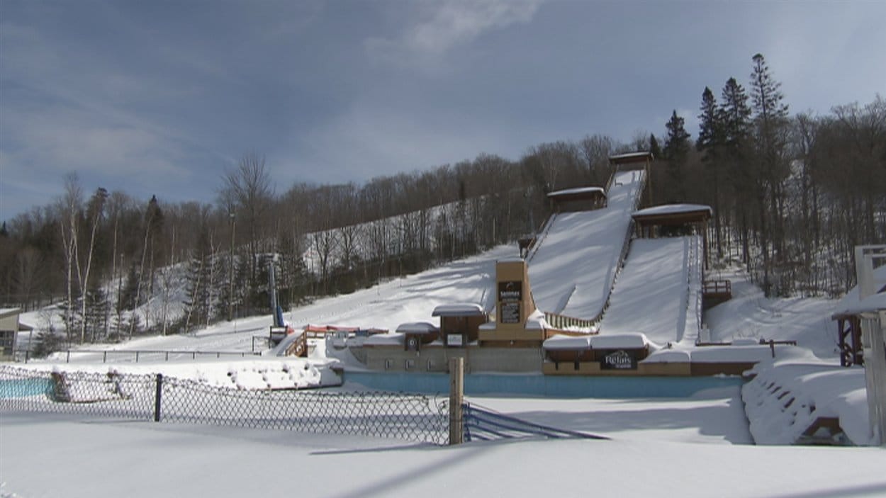 Le centre d'entraînement de ski acrobatique sera rénové RadioCanada