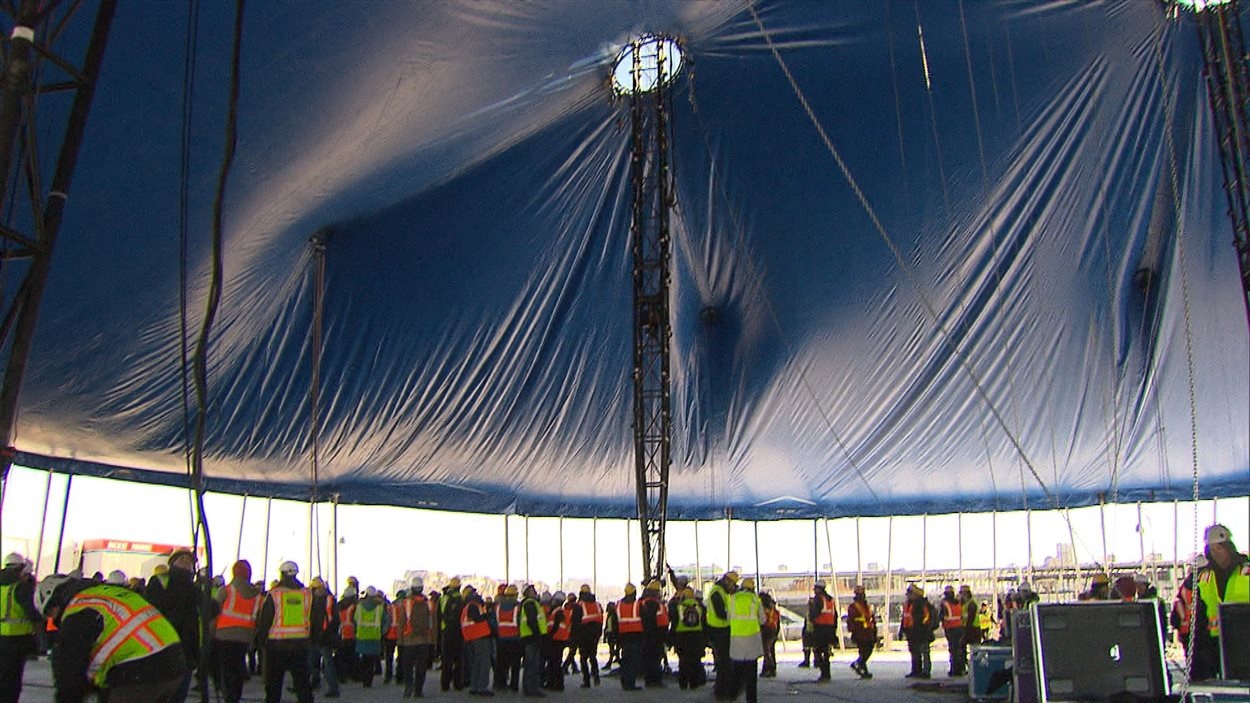 Le Cirque du Soleil s'installe dans le Vieux-Port de Montréal | Radio ...