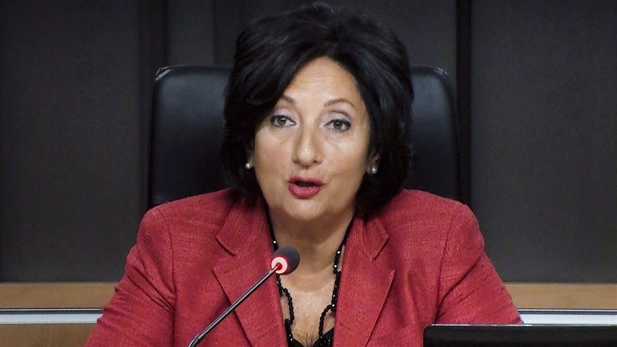 La présidente de la commission, France Charbonneau