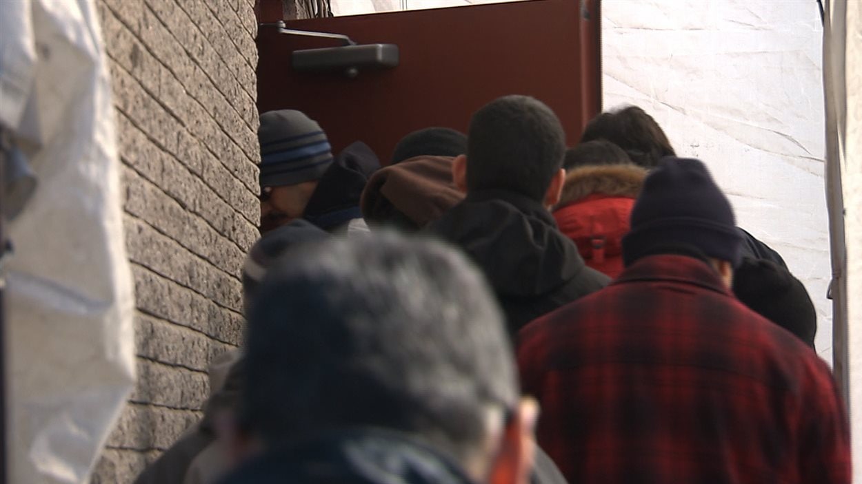 La communauté musulmane compte se mobiliser et voter contre la charte - et donc, contre le Parti québécois - aux élections du 7 avril.